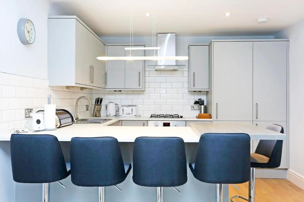 Modern 3 Bedroom Apartment, West End Édimbourg Extérieur photo