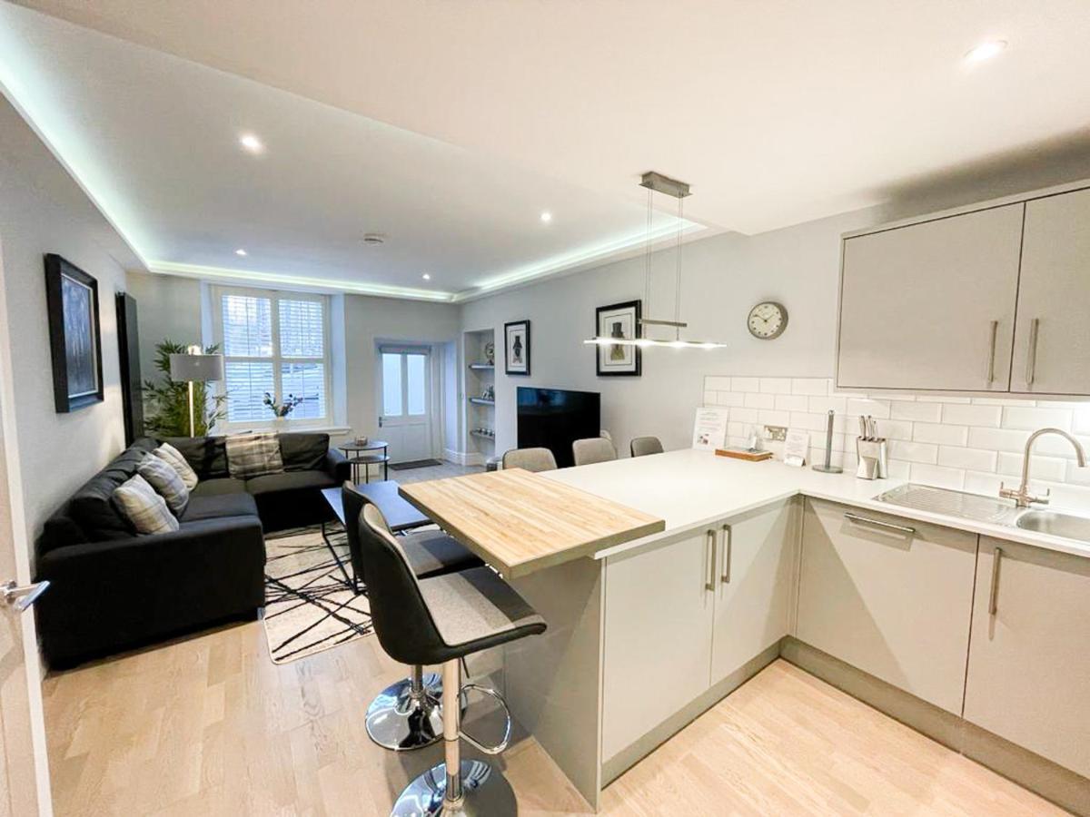 Modern 3 Bedroom Apartment, West End Édimbourg Extérieur photo