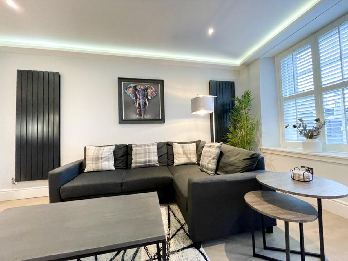 Modern 3 Bedroom Apartment, West End Édimbourg Extérieur photo